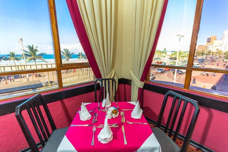 Durban Spa Beachfront Apartments Extérieur photo